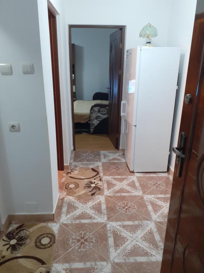 Ferienwohnung Garsoniera George Tîrgu Ocna Exterior foto